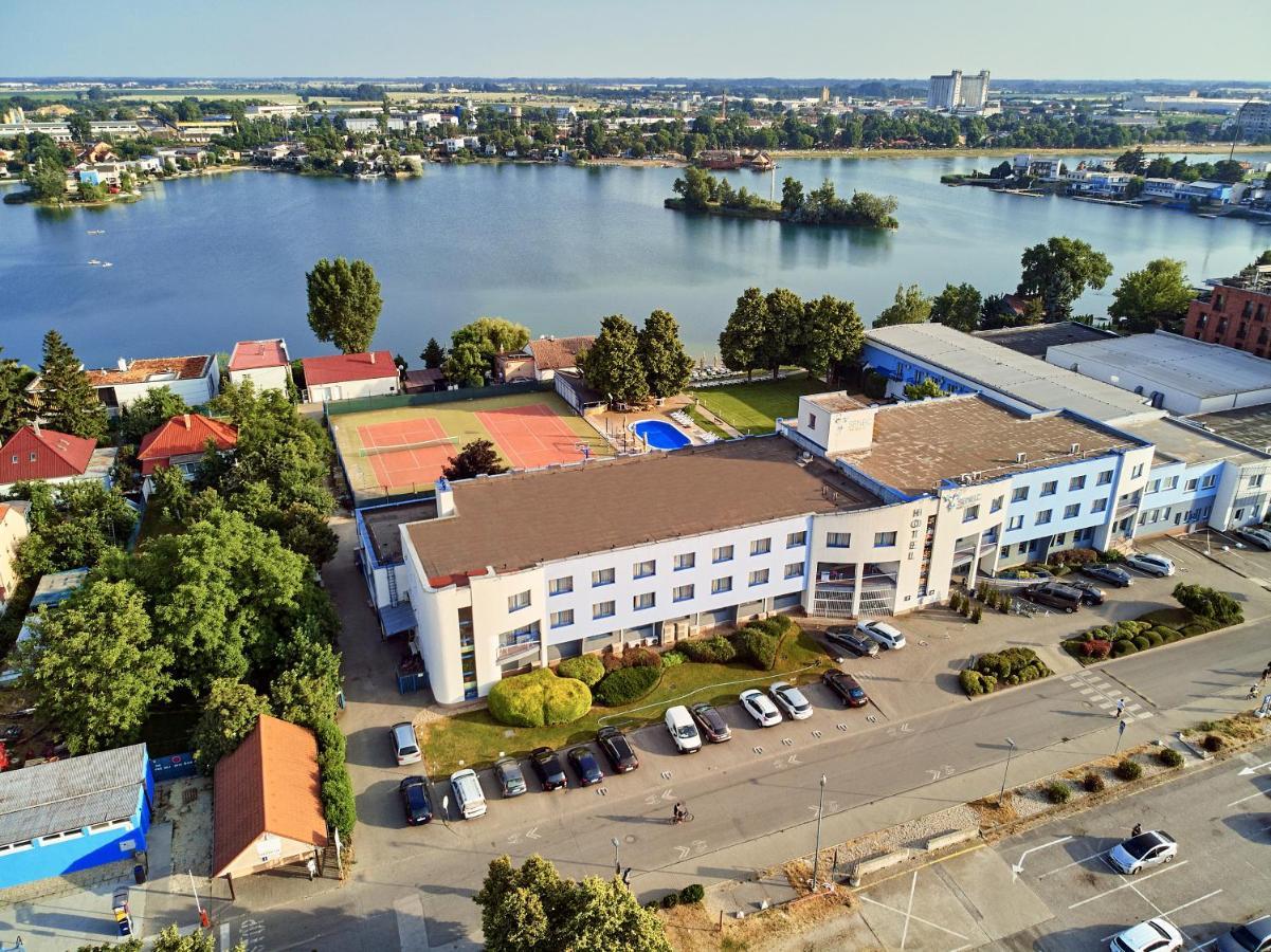 Hotel Senec Aqua Resort - Family Friendly Экстерьер фото