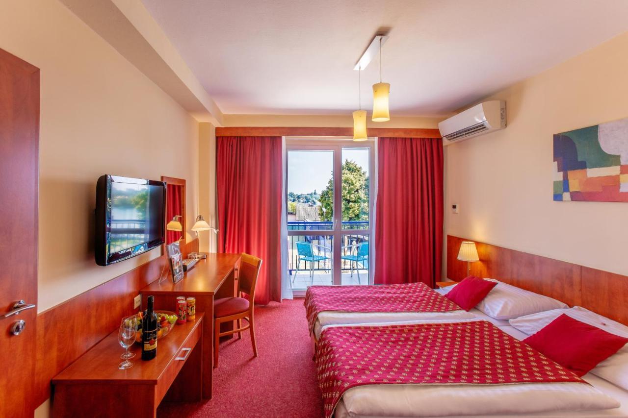 Hotel Senec Aqua Resort - Family Friendly Экстерьер фото
