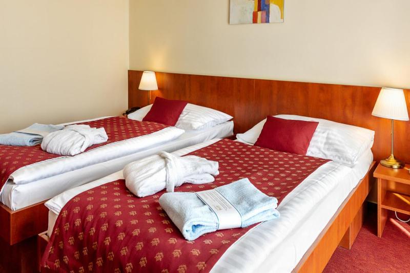 Hotel Senec Aqua Resort - Family Friendly Экстерьер фото